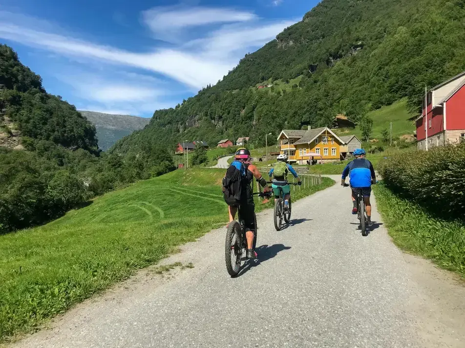 2023-MTB TIL FJORD-18 (1)